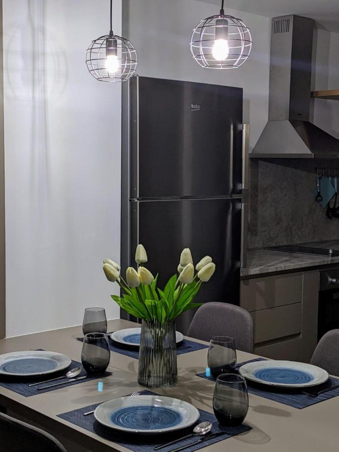 Sky Side Luxury Condo Skopie Exterior foto